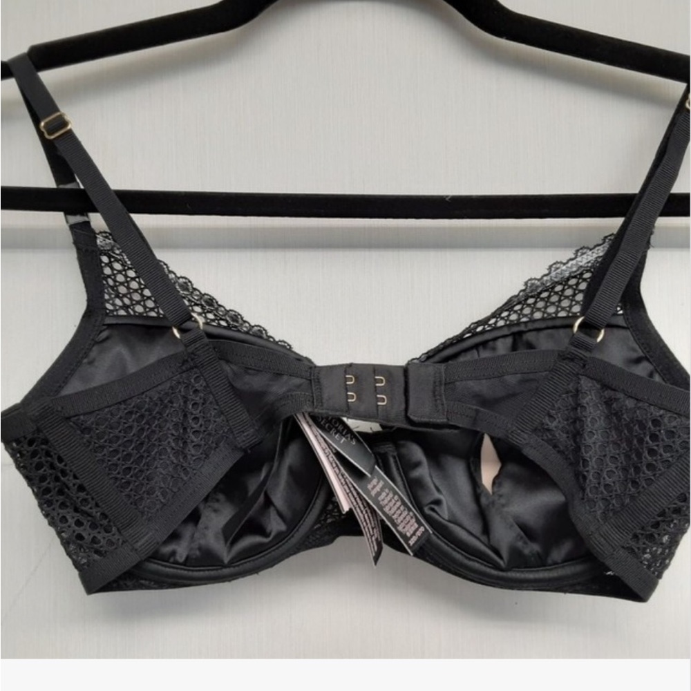 PINK Victoria's Secret Black Lace Bra - Picture 6 of 10